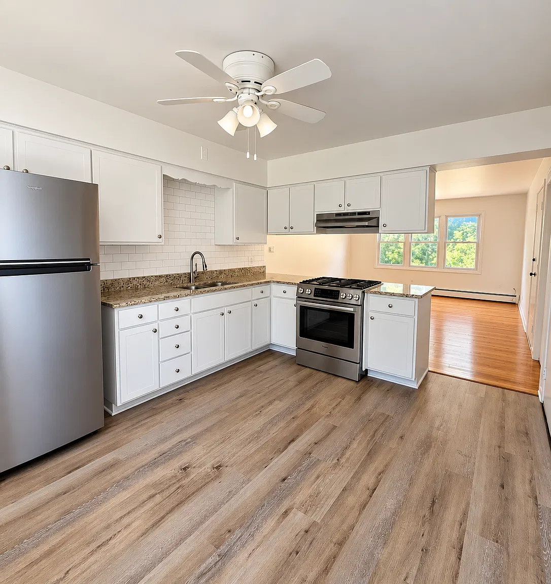 2 bed, 805 sqft, $1,550 — Photo 3