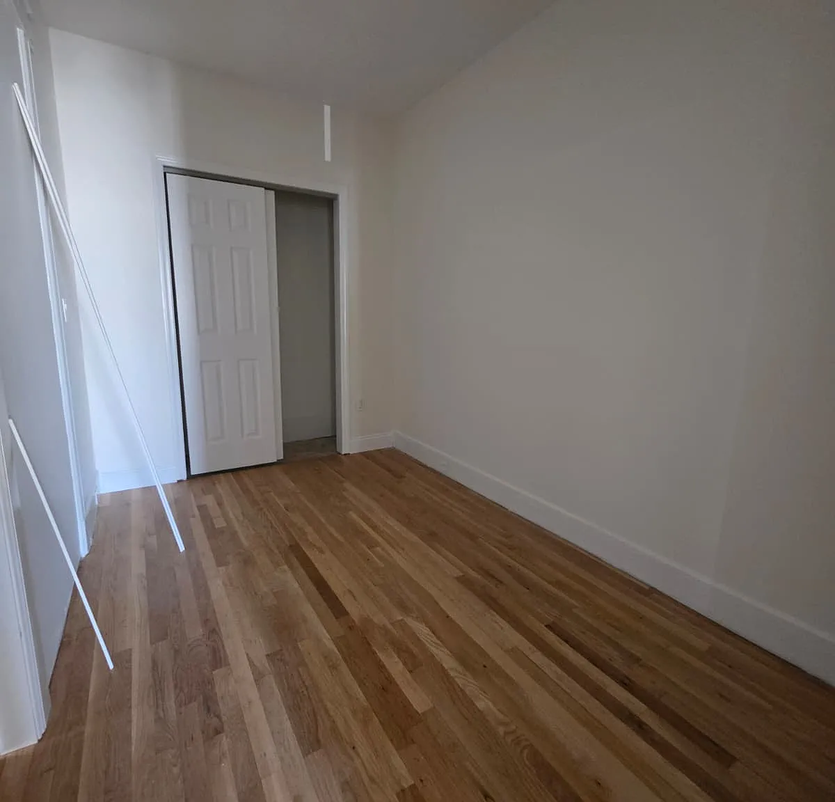 3 bed, 1000 sqft, $3,100 — Photo 4