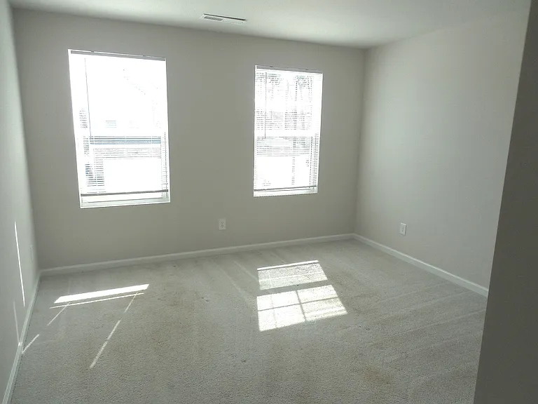 1003 Sora Way — Photo 11