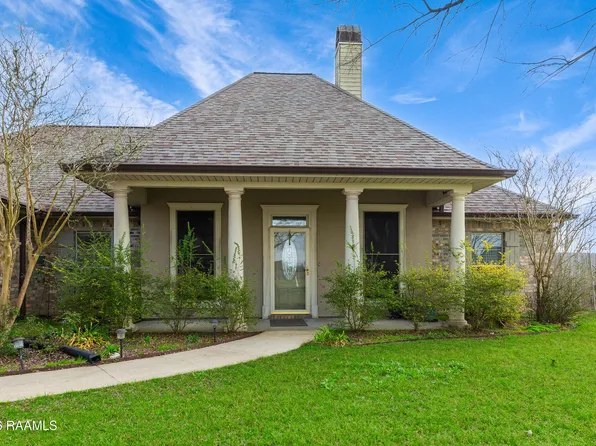 9702 Belle Place Cir, Maurice, LA 70555