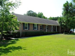 682 Edgewater Club Rd, Wilmington, NC 28411