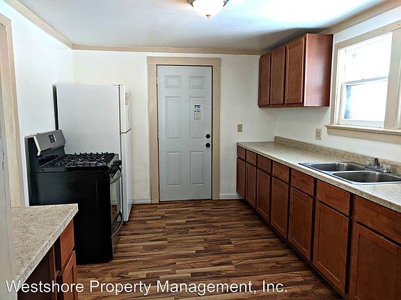 2nd image of 2921 8th St #1
