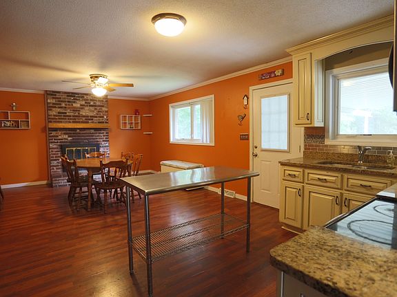 Space to Entertain Guests!