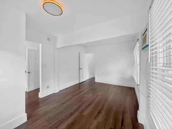 1909 Monroe St, Hollywood, FL 33020