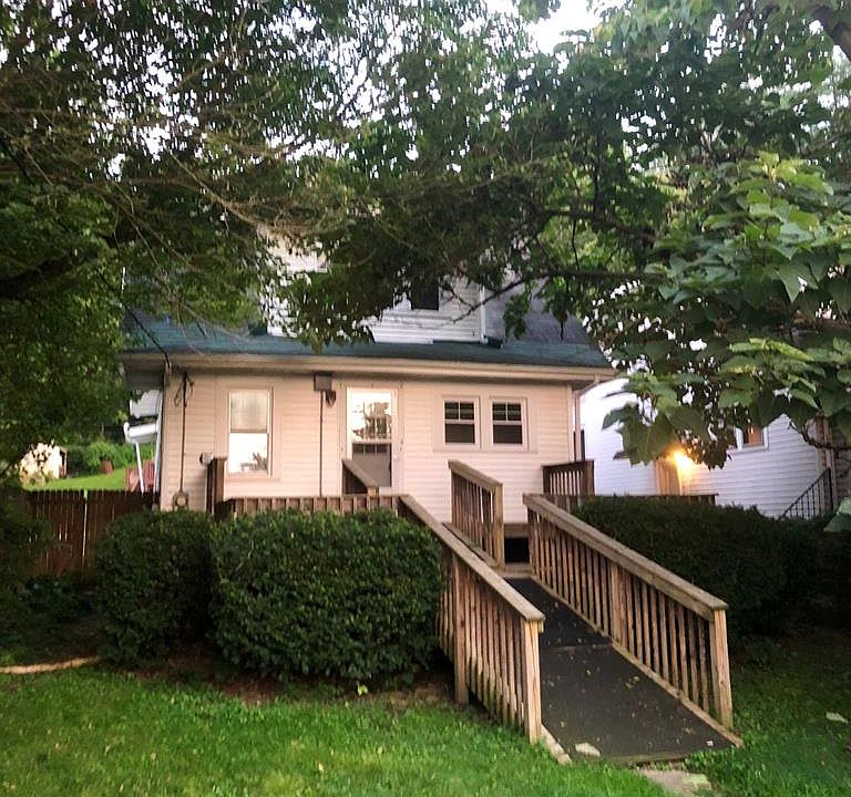 1st image of 261 Western Ave