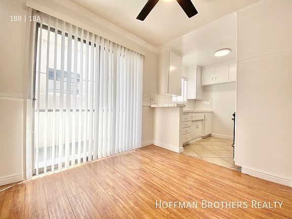 3rd image of 5728 Camellia Ave #201