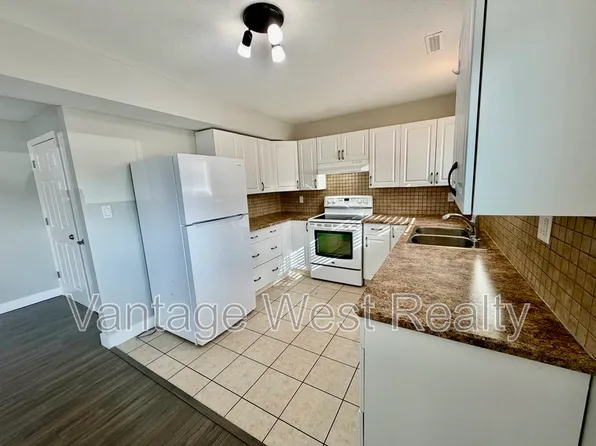 3426B Logan Rd, West Kelowna, BC V4T 1N3