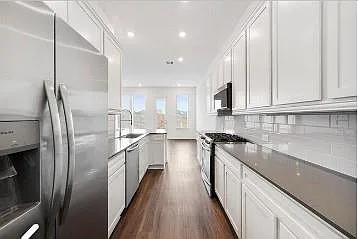 5635 Foggy Vine Ct — Photo 4