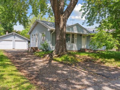 2237 Holloway Ave E, North Saint Paul, MN, 55109