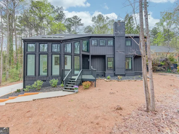 1341 Timberland Dr SE, Marietta, GA 30067