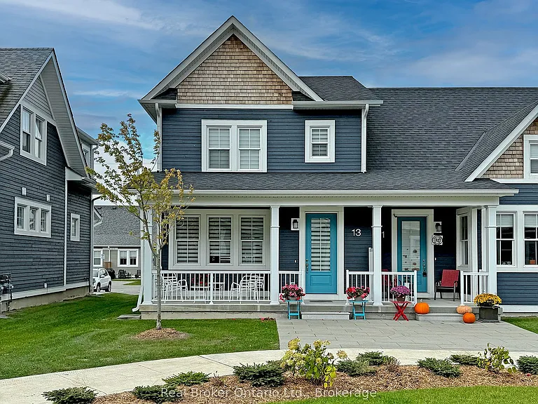 13 Julia Cres — Photo 1