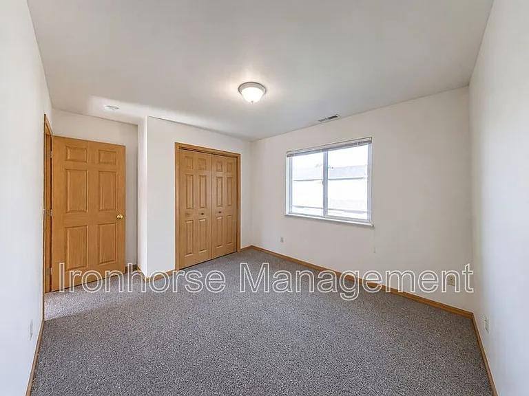 2460 Wheeler Dr #B — Photo 17