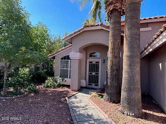 3rd image of 3519 E Oraibi Dr