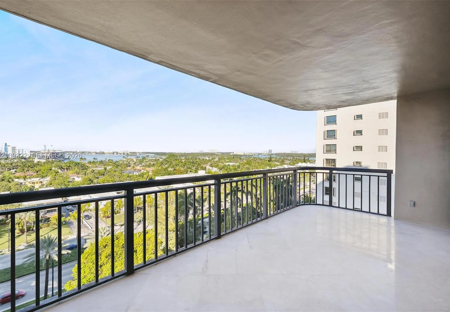 2 bed, 1967 sqft, $10,000 — Photo 3