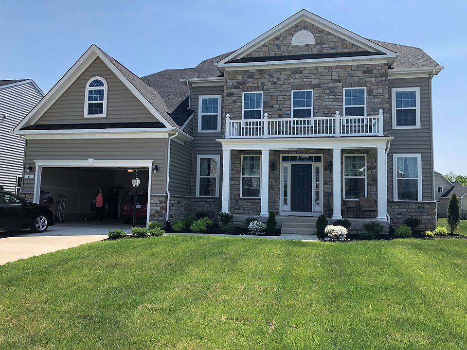 1st image of 6 Cupola Ln