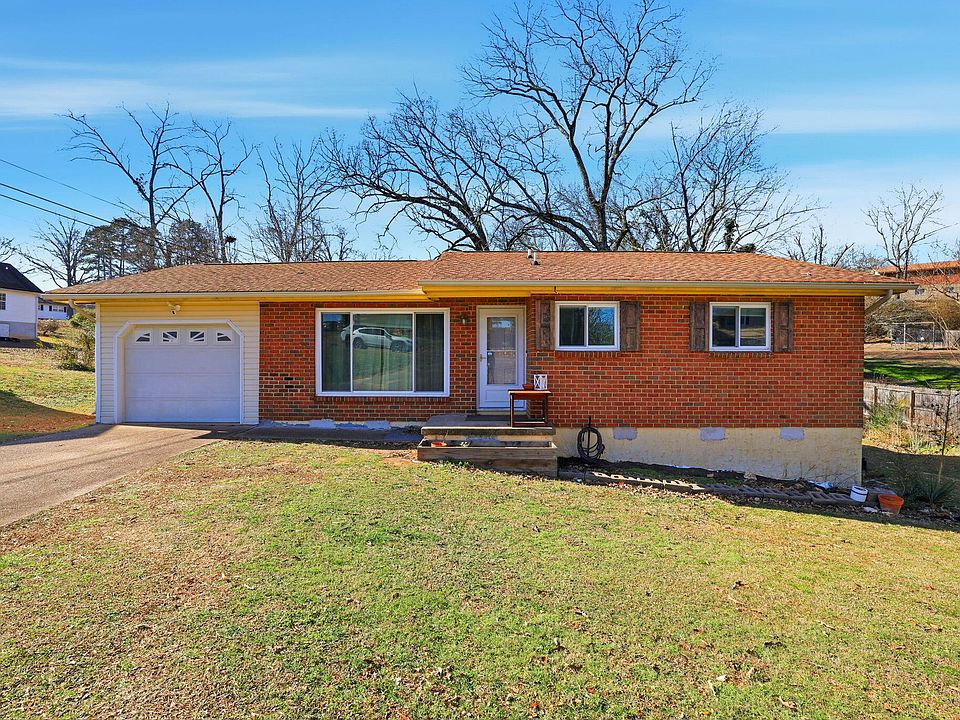 1st image of 5703 Dagney Ln