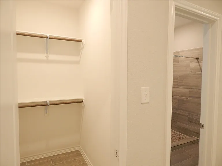 230 Northlawn — Photo 25