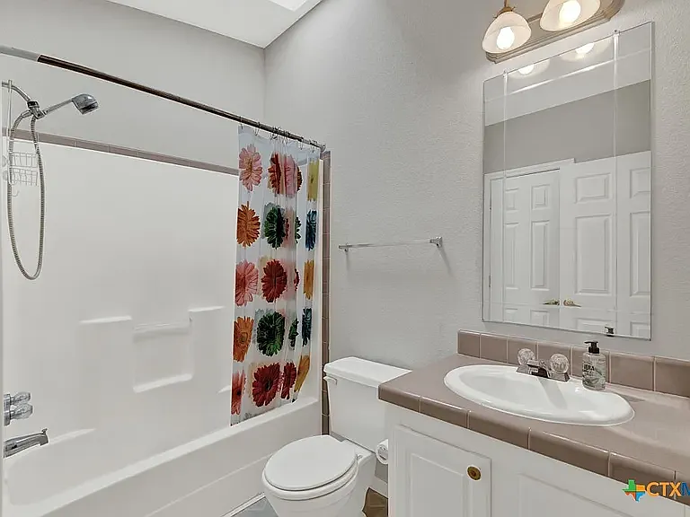 238 Global Dr — Photo 6