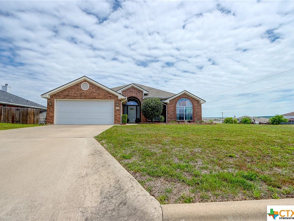 1st image of 707 Bullwhip Cir