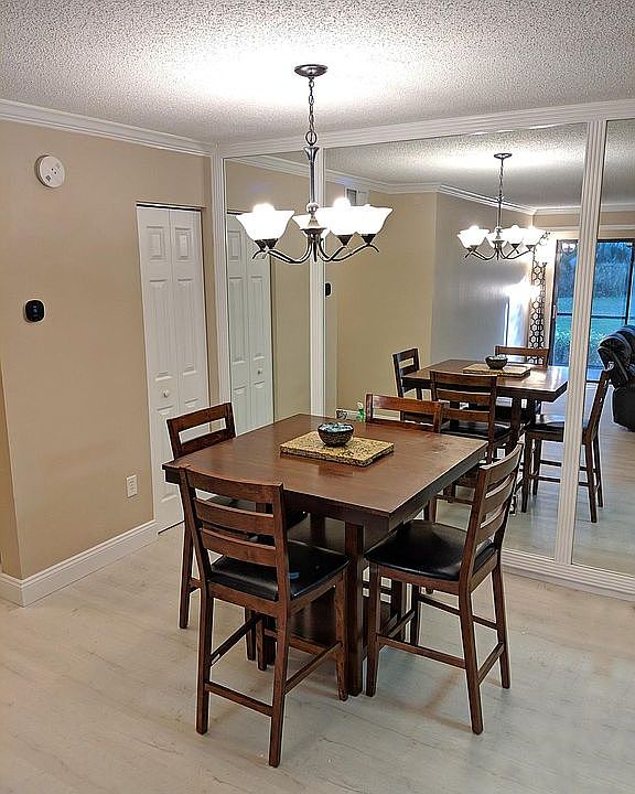 Spacious Solid Wood Dining Table/Chairs