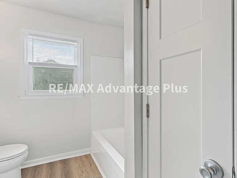 200 Gross St — Photo 16