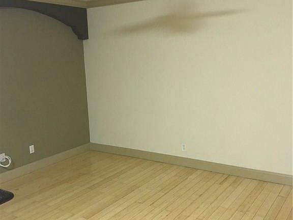 2nd image of 744 NE 14th Ave APT 10