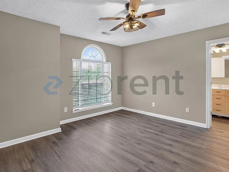 4972 Lake Park Cir — Photo 30
