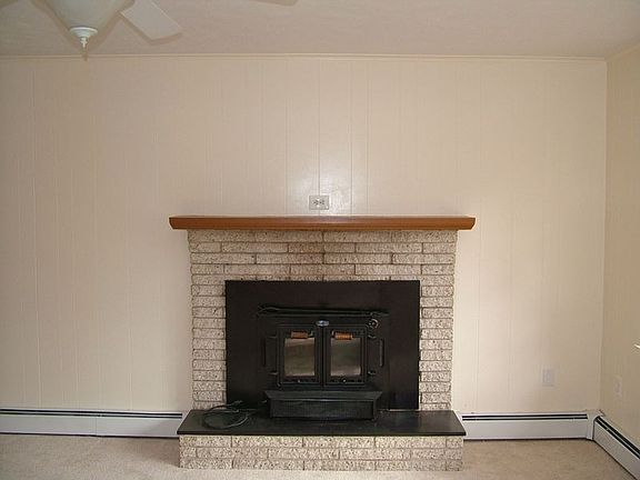 Fireplace-Living Room