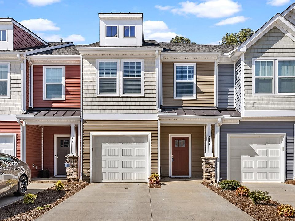 219 Keaton Ct Spartanburg SC 29301 Zillow