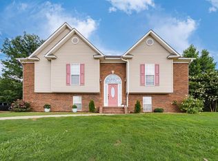 422 Woodland Ridge Rd, Odenville, AL 35120