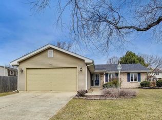 545 Tennyson Dr, Wheaton, IL