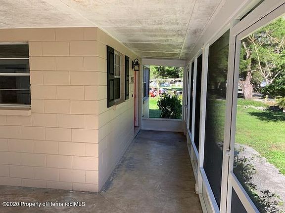 4th image of 913 Keeling St