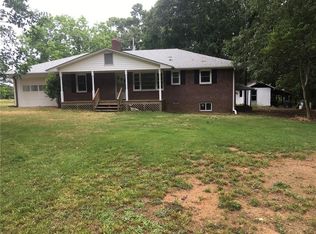 808 Mount Vernon Ch Rd, Iva, SC 29655