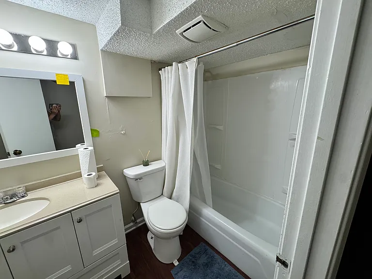 2506 University Dr — Photo 5
