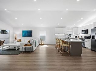 664 102nd AVE N, NAPLES, FL 34108