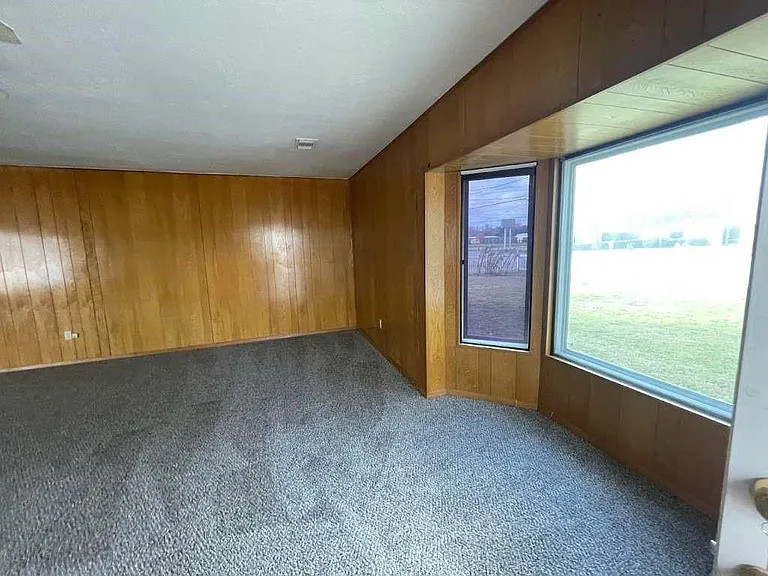605 S Main St #25 — Photo 8