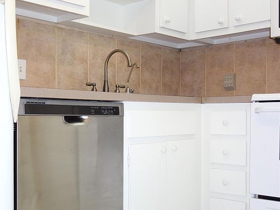 5th image of 3050 N Palm Aire Drive #203