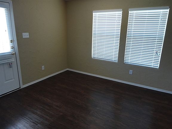 4th image of 5300 Bedfordshire Dr
