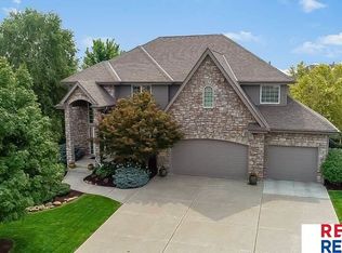 19713 Hansen Ave, Omaha, NE 68118