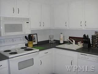4th image of 906 Vista On The Lk