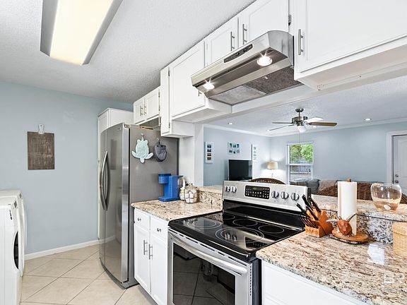 4th image of 805 E 24th Ave