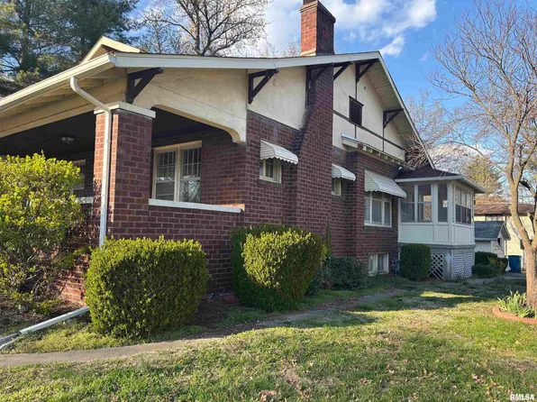 700 N 12th St, Mount Vernon, IL 62864