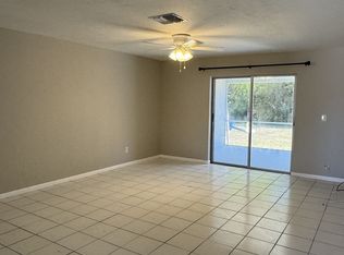 1221 SE 24th Ave, Cape Coral, FL 33990