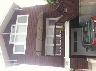 7328 18th Ave NE, Seattle, WA 98115