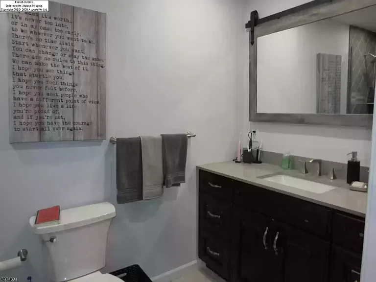 1214 Holly Ct — Photo 4