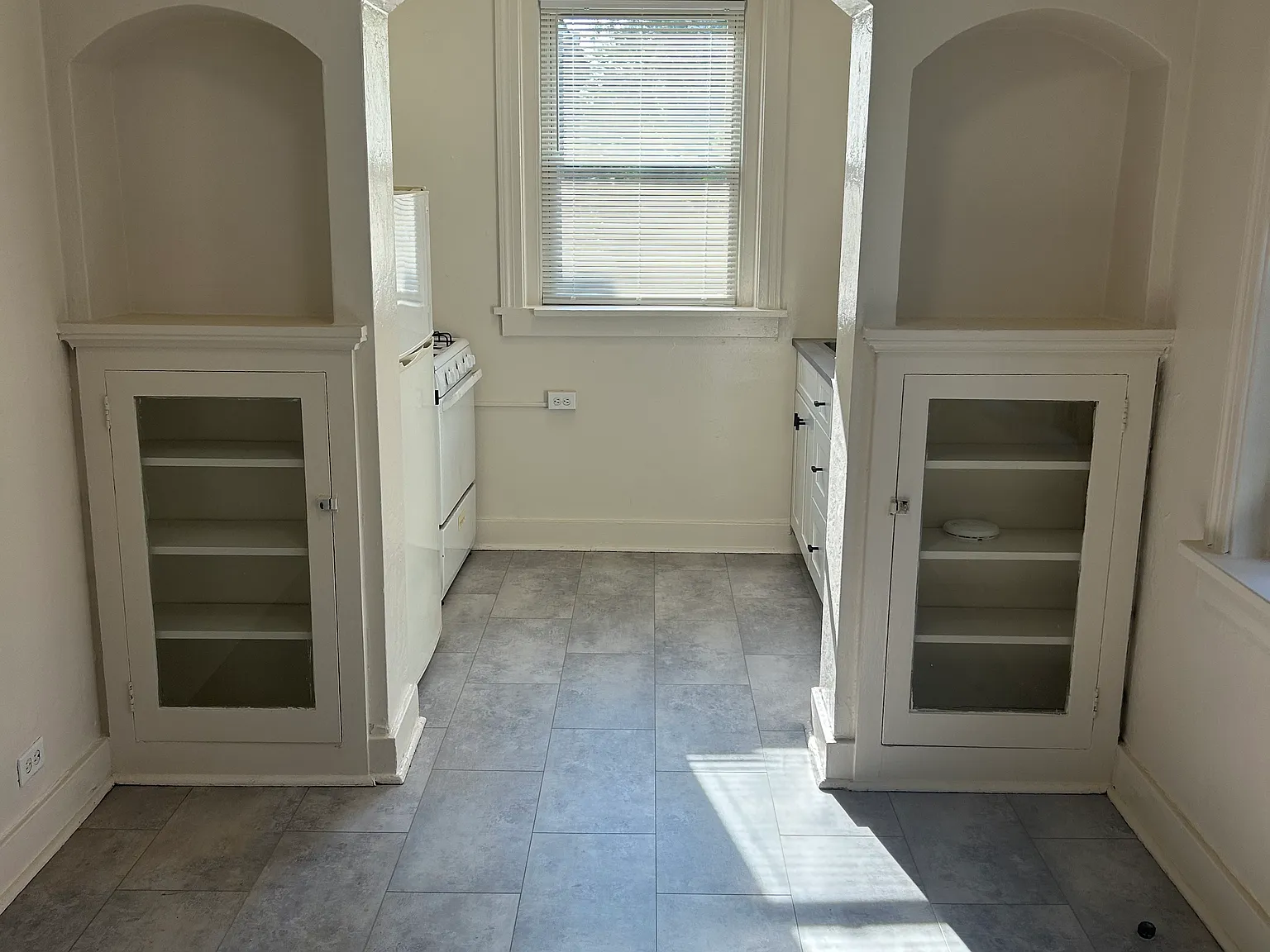 1 bed, 785 sqft, $1,295 — Photo 3