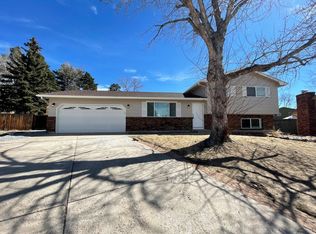 5465 Villa Cir, Colorado Springs, CO 80918