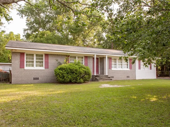 1195 E Blackshear Ave, Waycross, GA 31501
