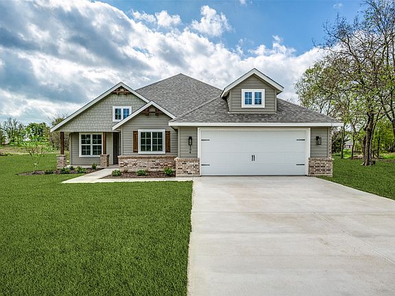 2nd image of 104 Ranchview