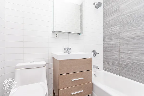 Rented by MySpaceNYC | media 39